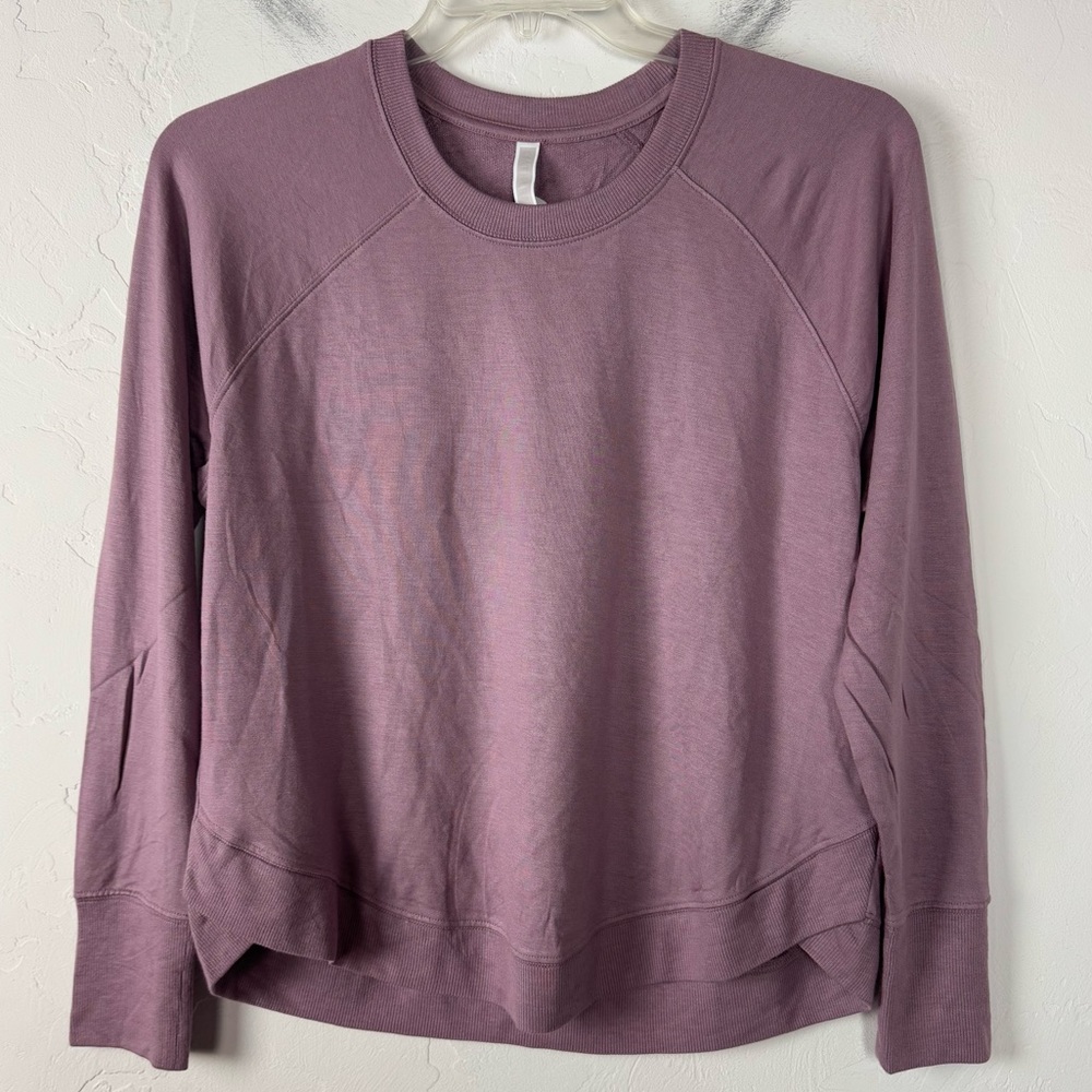 Athleta Sweater Mindset Sweatshirt Pullover Crew Neck Light Purple Solid Knit‎